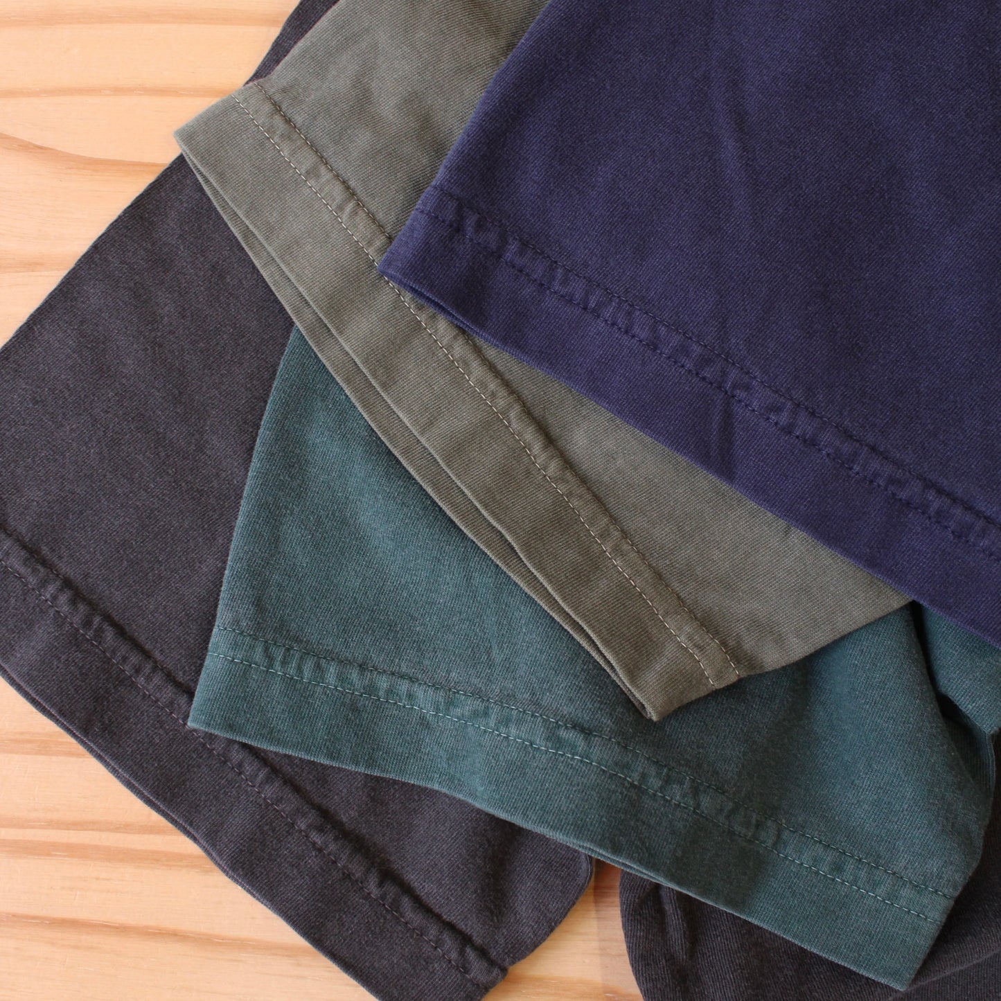 REDWOOD CLASSICS -
KAYAK S/S CREW NECK TEE
(GARMENT DYE)