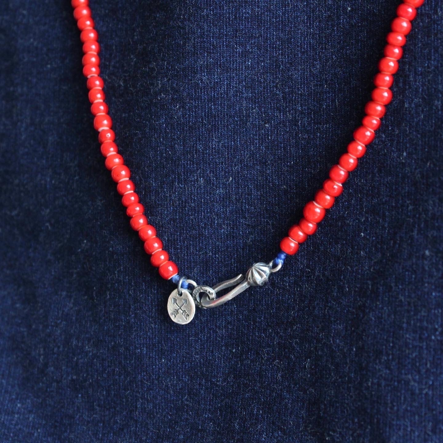 Atease -
NATIVE BEADS NECKLACE