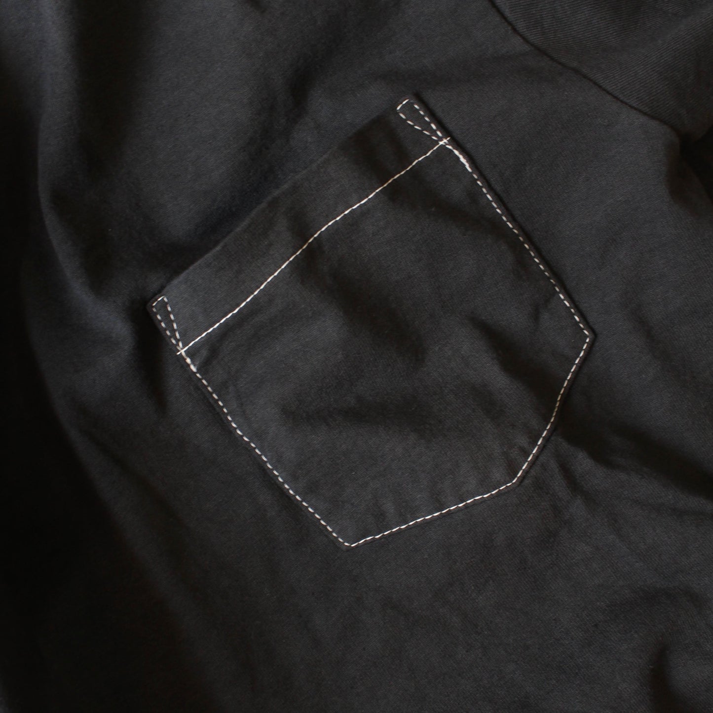 AheHee - STANDARD ITEM HEAVYWEIGHT L/S POCKET TEE