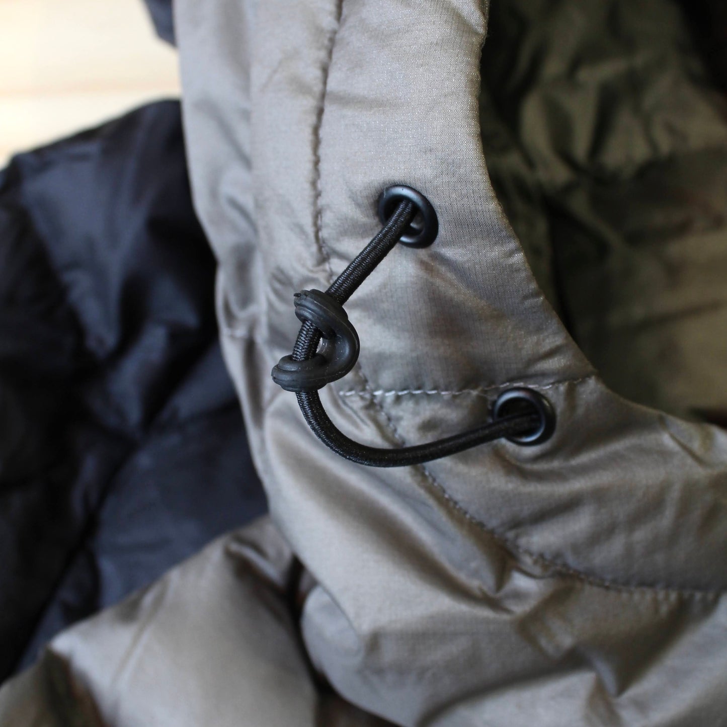 GRAMICCI × TAION
INNER DOWN PULLOVER JACKET