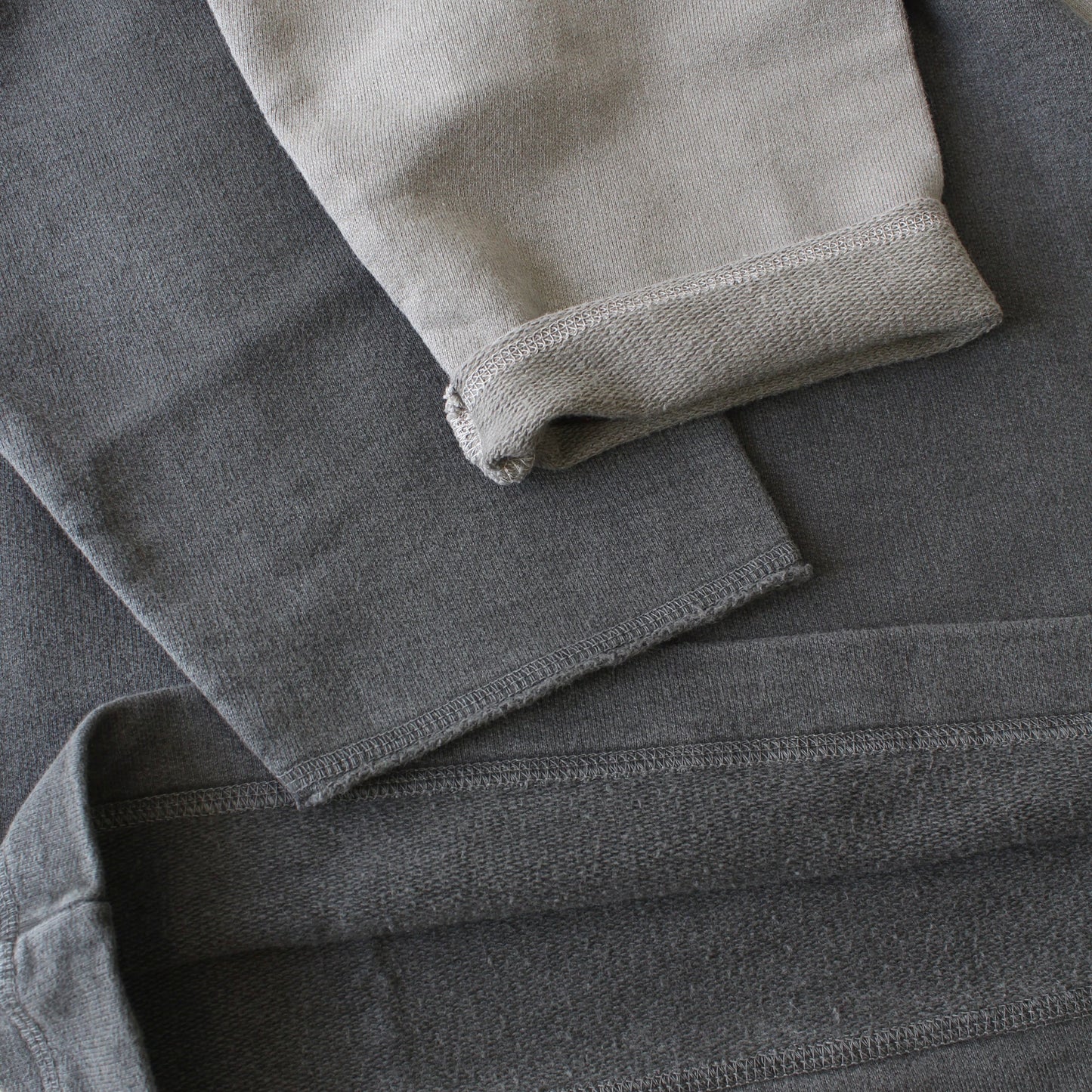 ORDINARY FITS - INLAY PIGMENT SWEAT