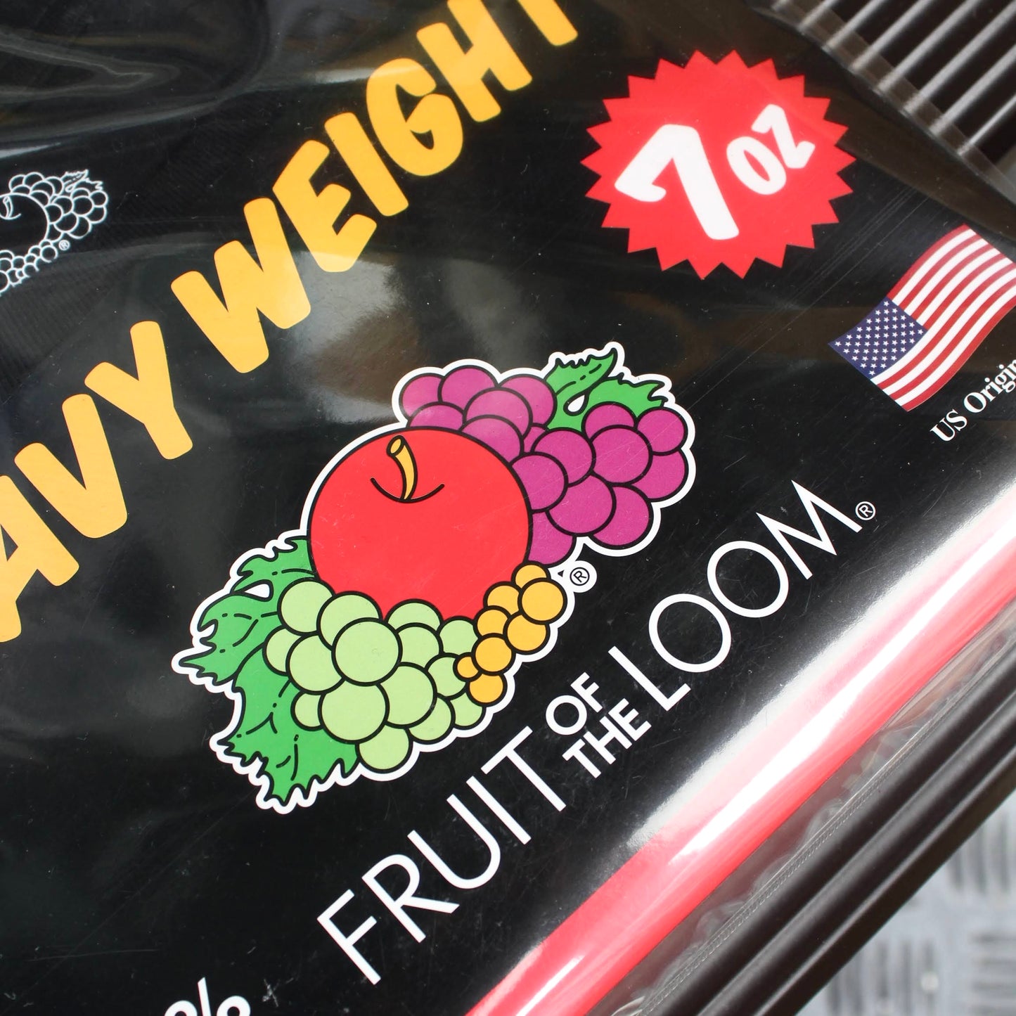 FRUIT OF THE LOOM 日本版-
7OZ HEAVYWEIGHT S/S TEE