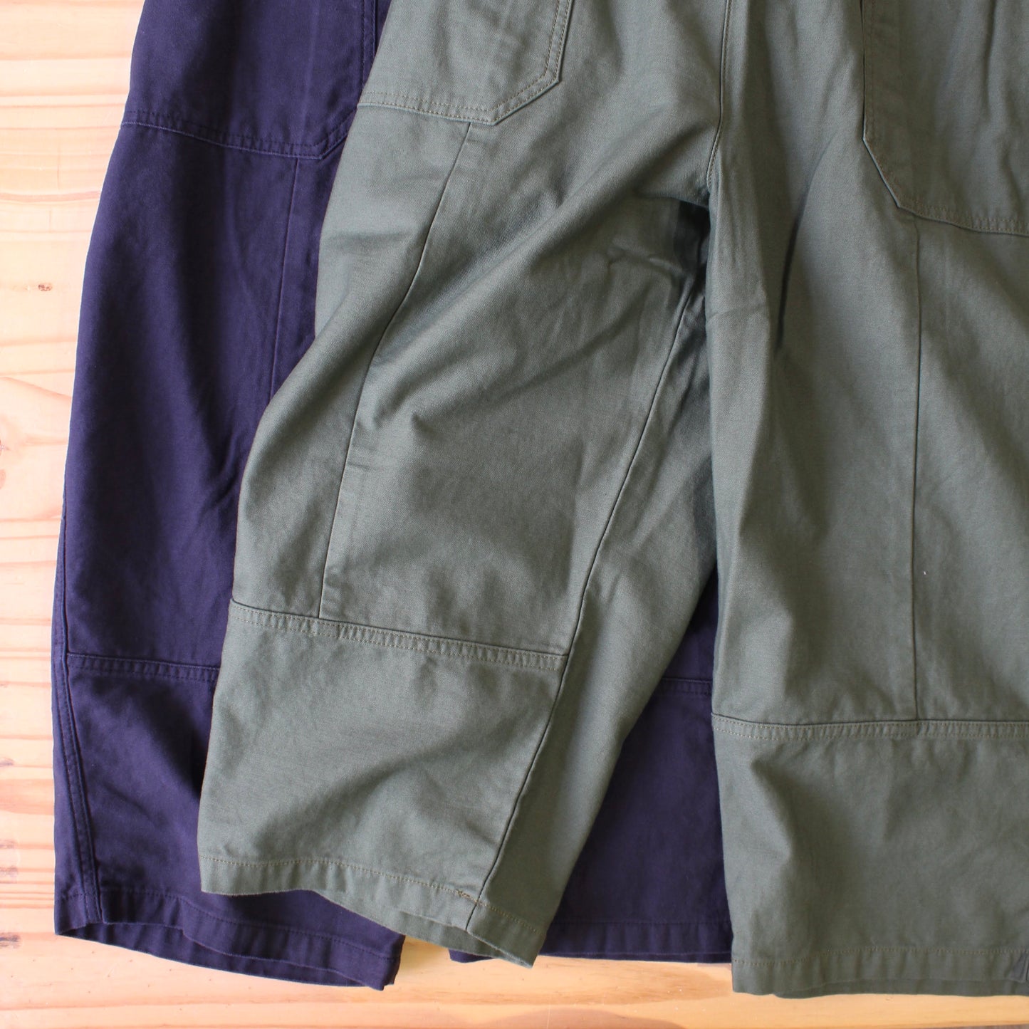 Brocante -
Back Satin Tonneau Pants