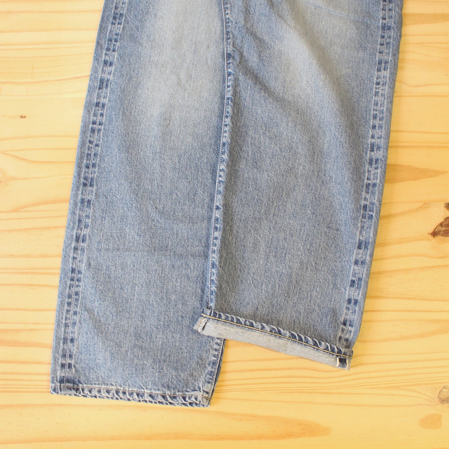 SPELLBOUND - 12OZ SELVEDGE DENIM
WIDE TAPERED