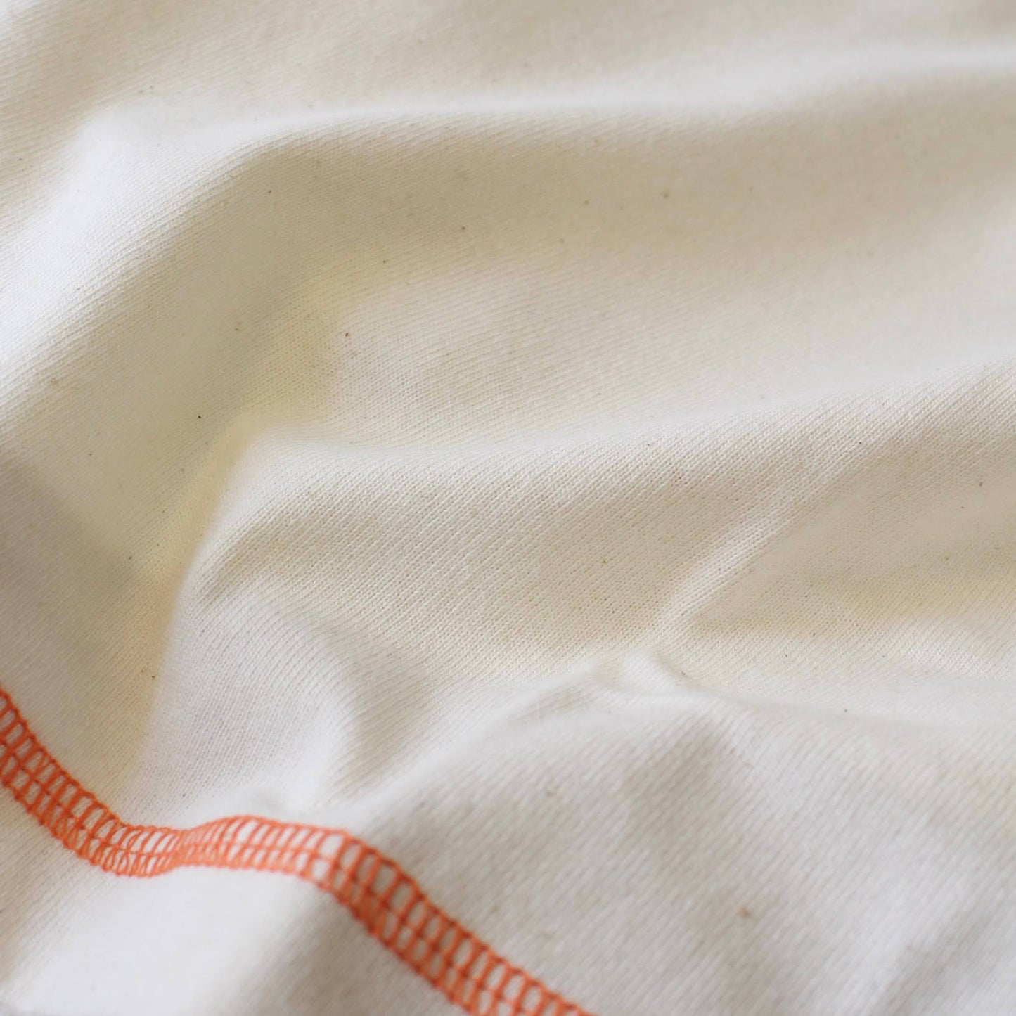 UNIVERSAL OVERALL -
KINARI LOOSE FIT
WIDE BODY HEAVYWEIGHT PACK TEE