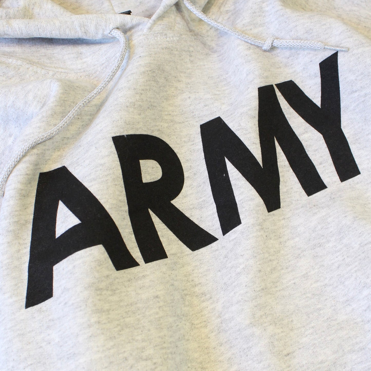 MILITARY DEADSTOCK COLLECTION -
ARMY HOODIE