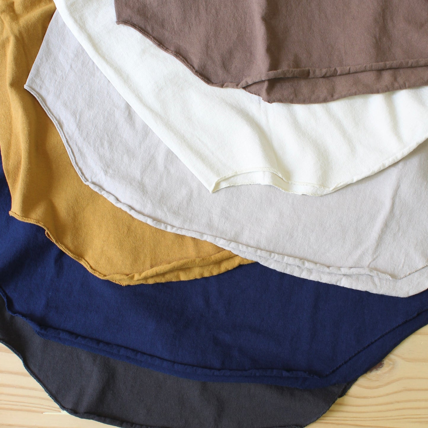 Walla Walla Sport -
L/S SET IN TEE