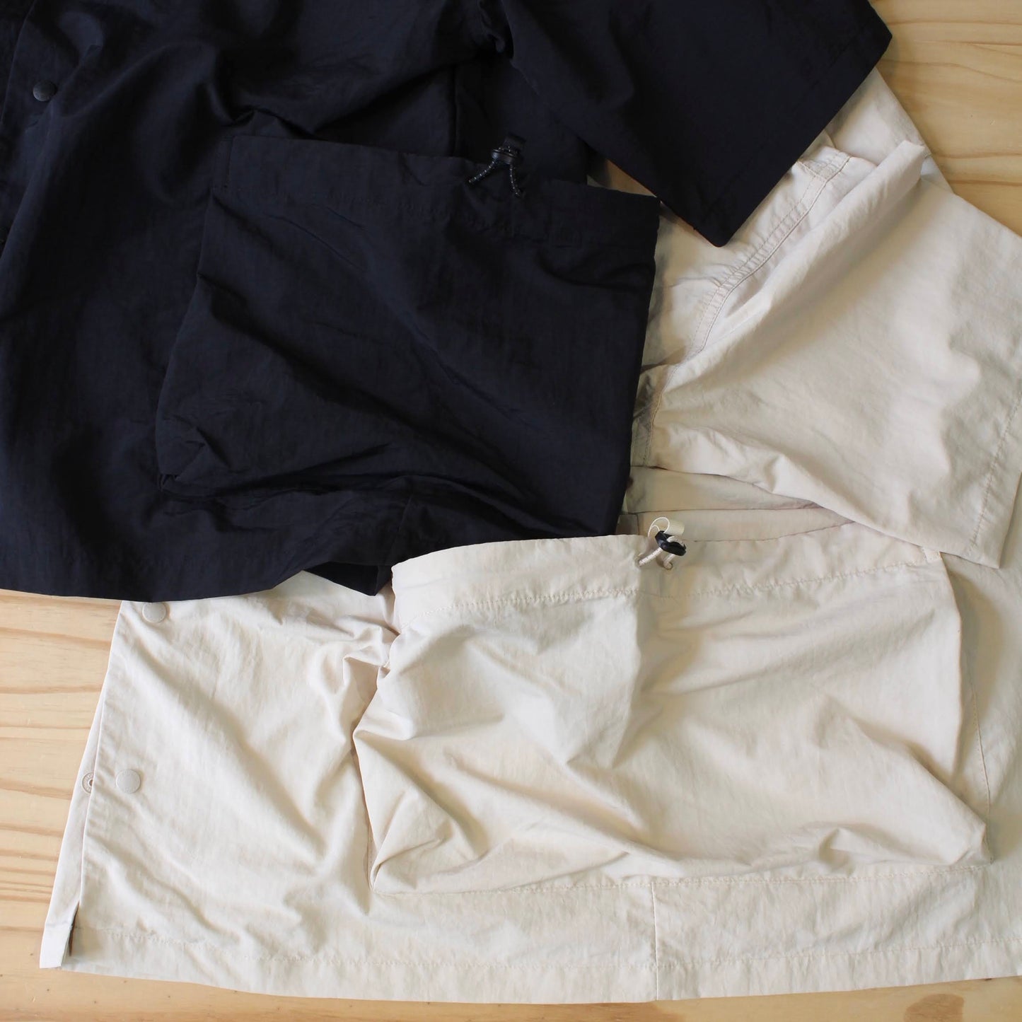 WILD THINGS JAPAN -
CAMP TOOL POCKET S/S SHIRTS
-