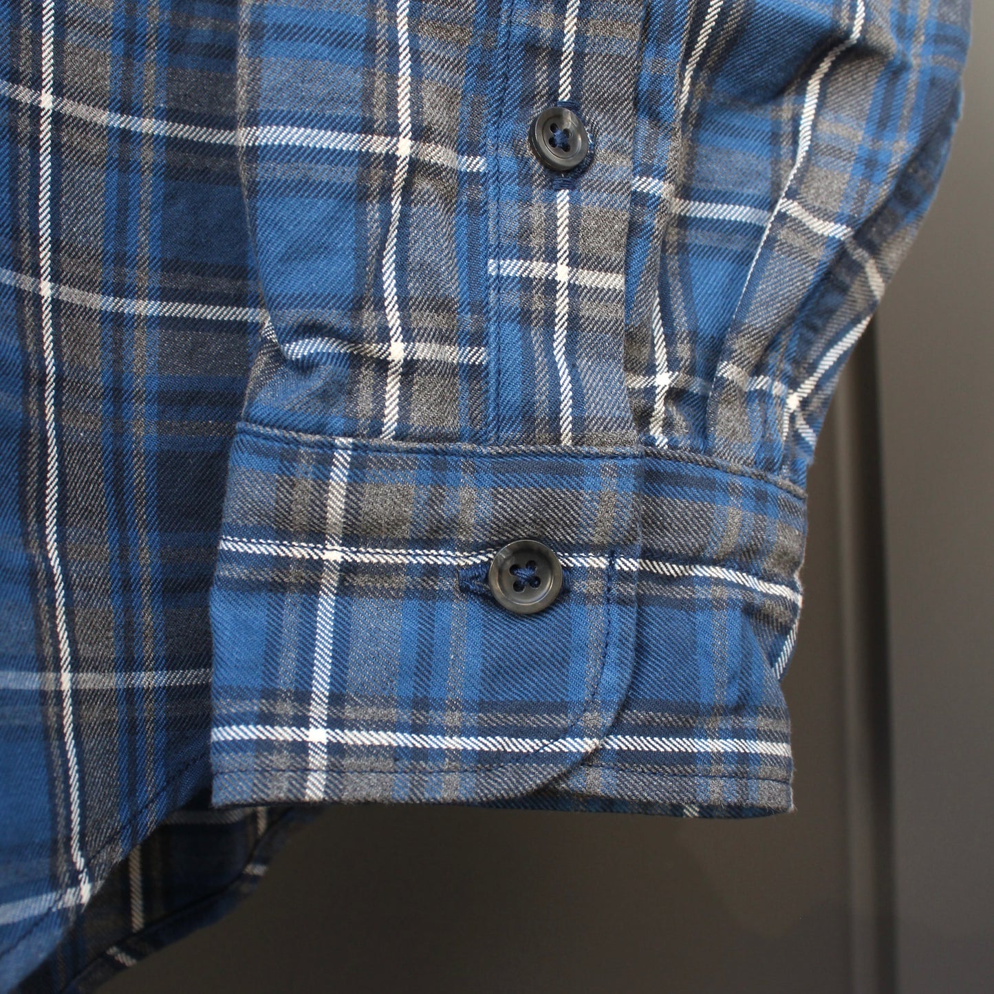 SPELLBOUND -
CHECK TWILL STANDARD SHIRT