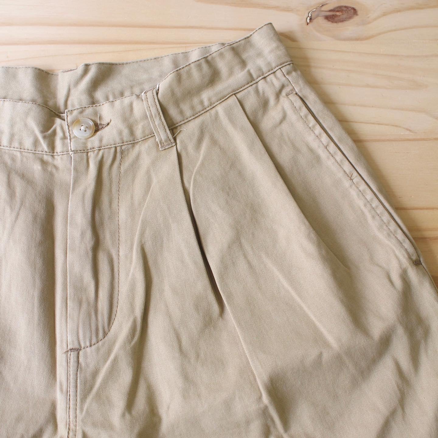 UNIVERSAL OVERALL Japanese version- 2 TUCK SHORT TROUSERS