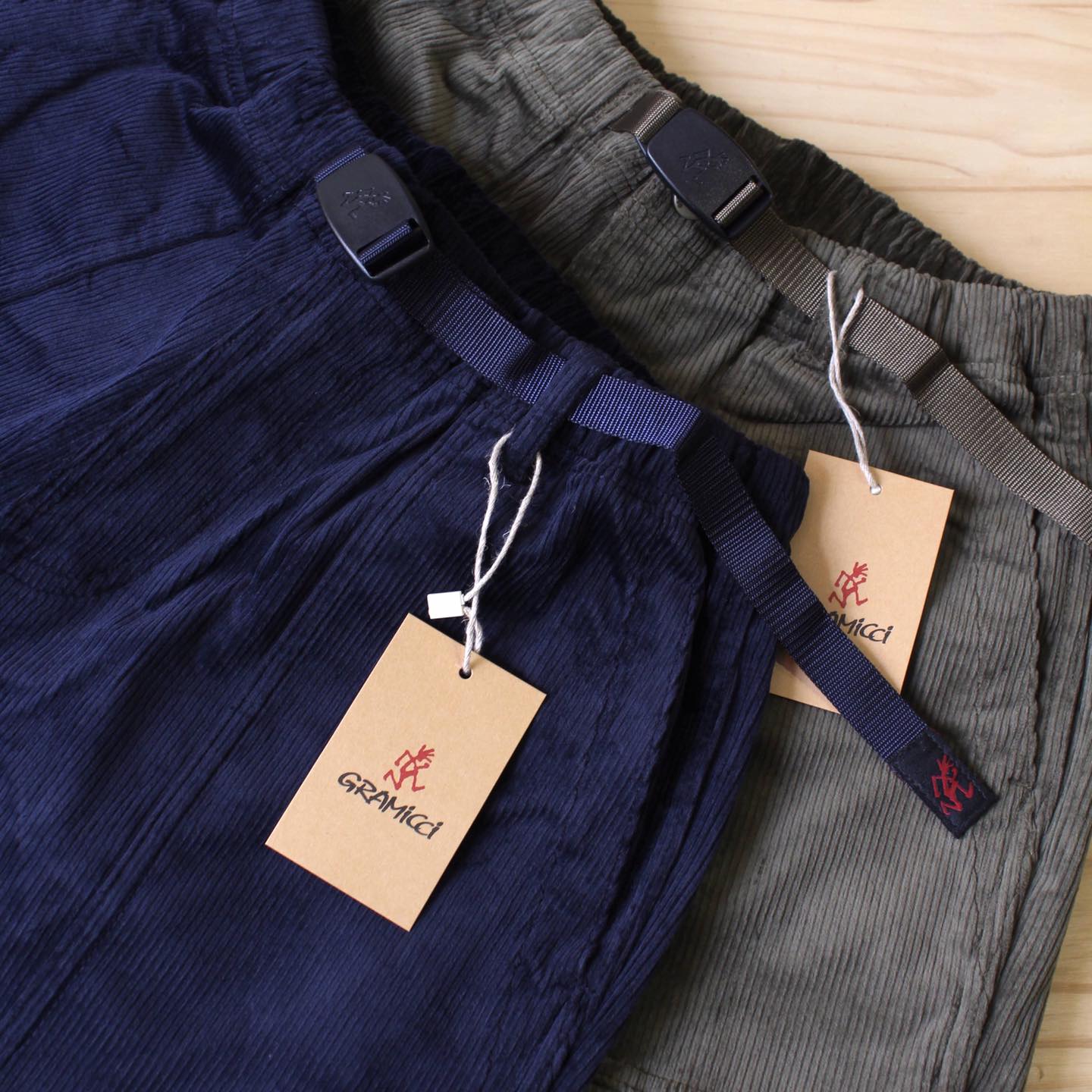 GRAMICCI - CORDUROY LOOSE TAPERED PANTS