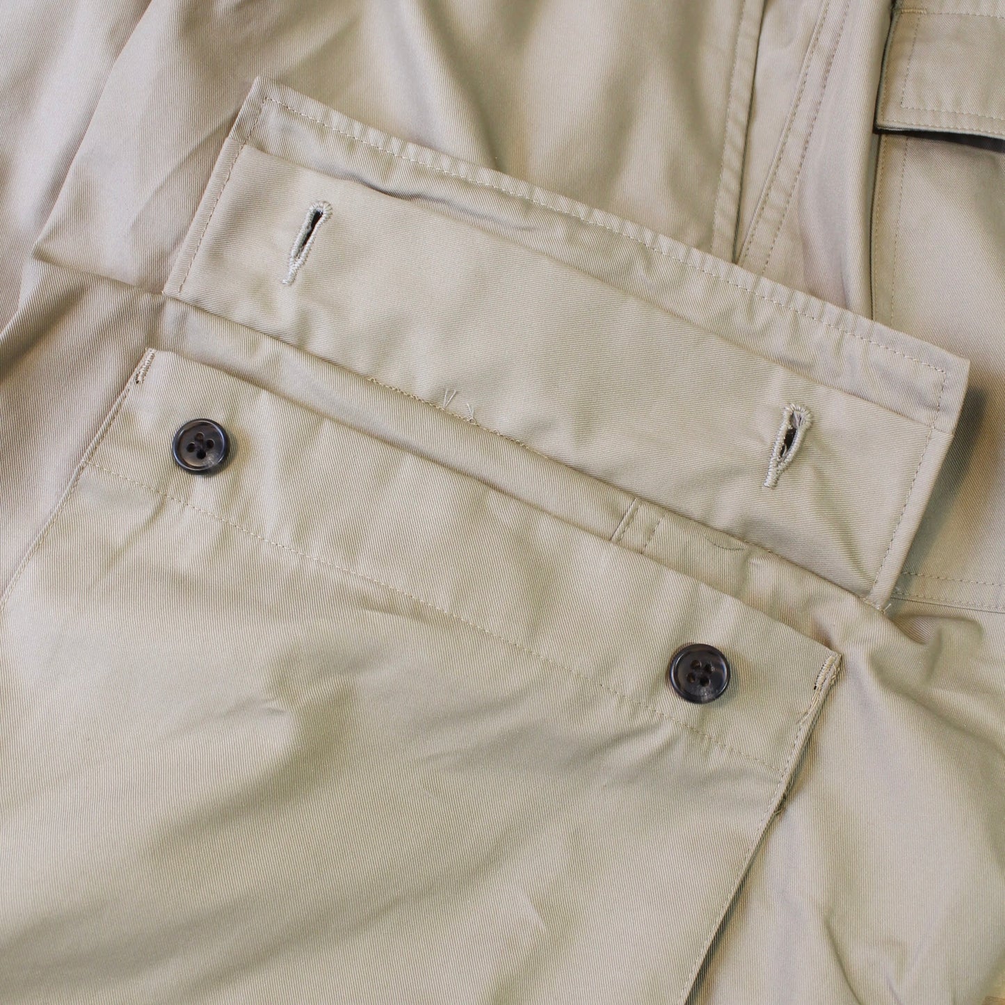 MANUAL ALPHABET -
COTTON NYLON GABARDINE CARGO PANTS