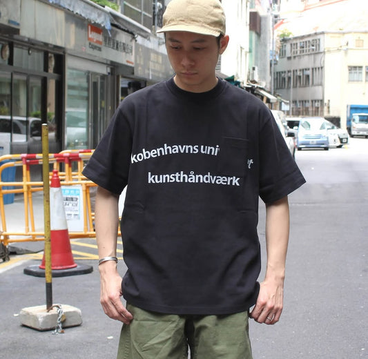 FLISTFIA -
PRINT POCKET TEE