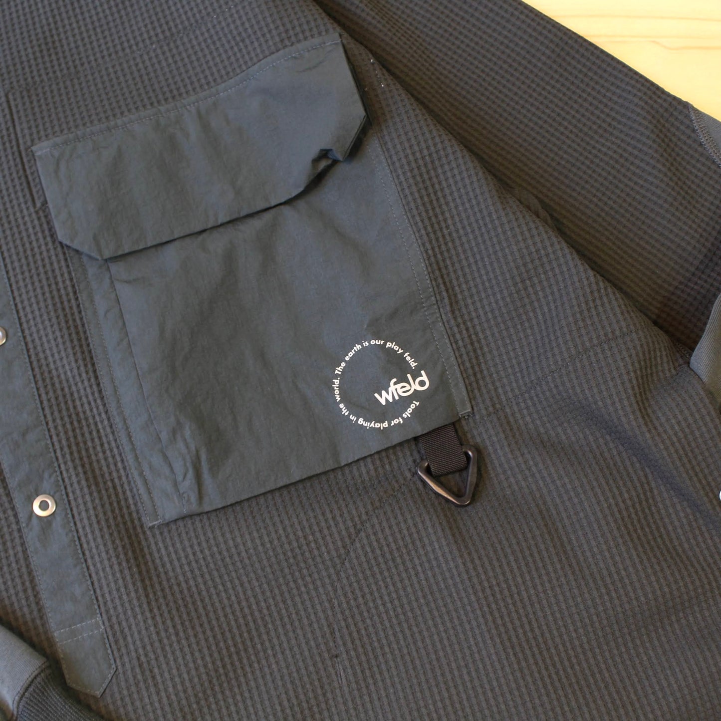 WFELD -
DRY WAFFLES HENLEY NECK SHIRT