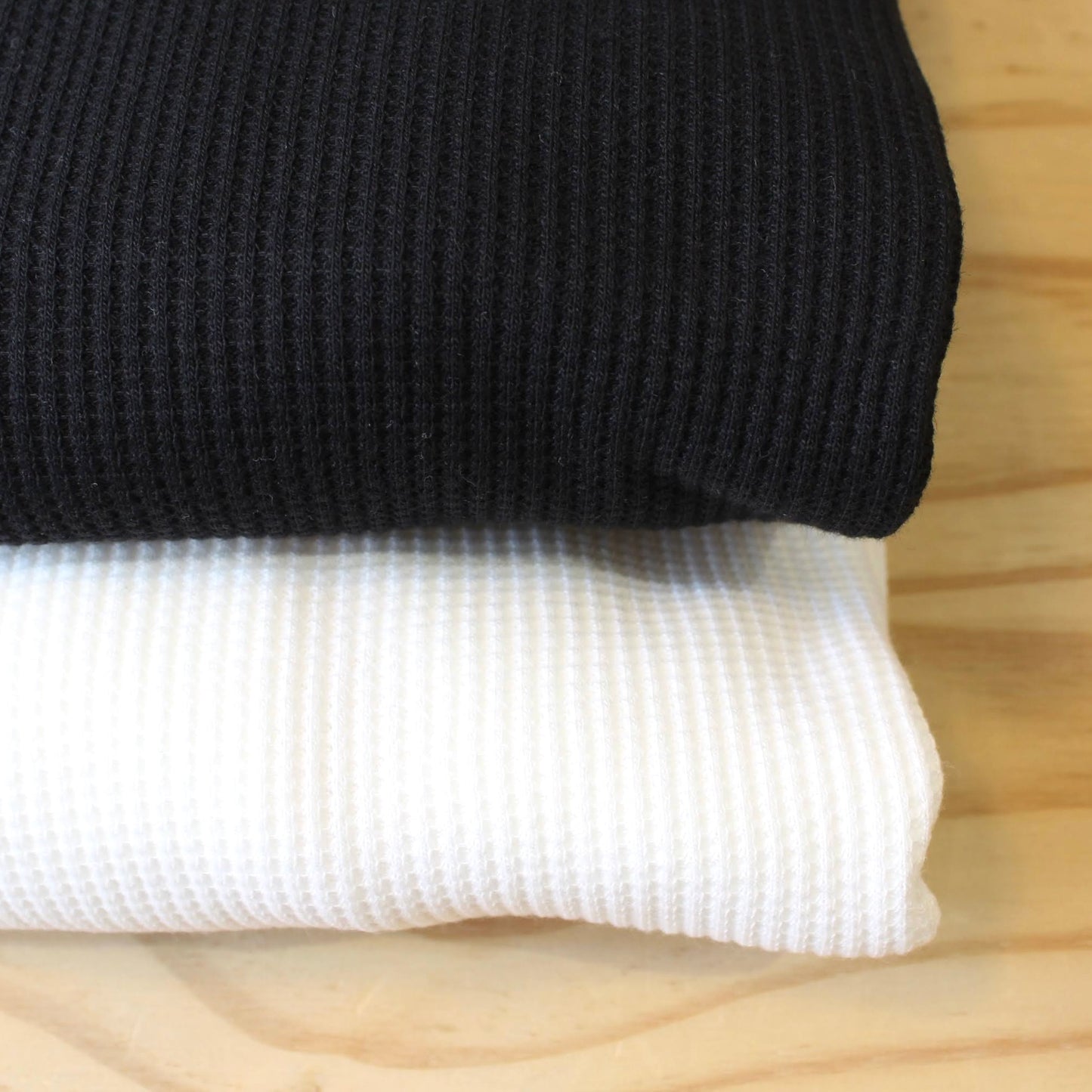 UNIVERSAL OVERALL -
HEAVYWEIGHT THERMAL LOOSE FIT TEE