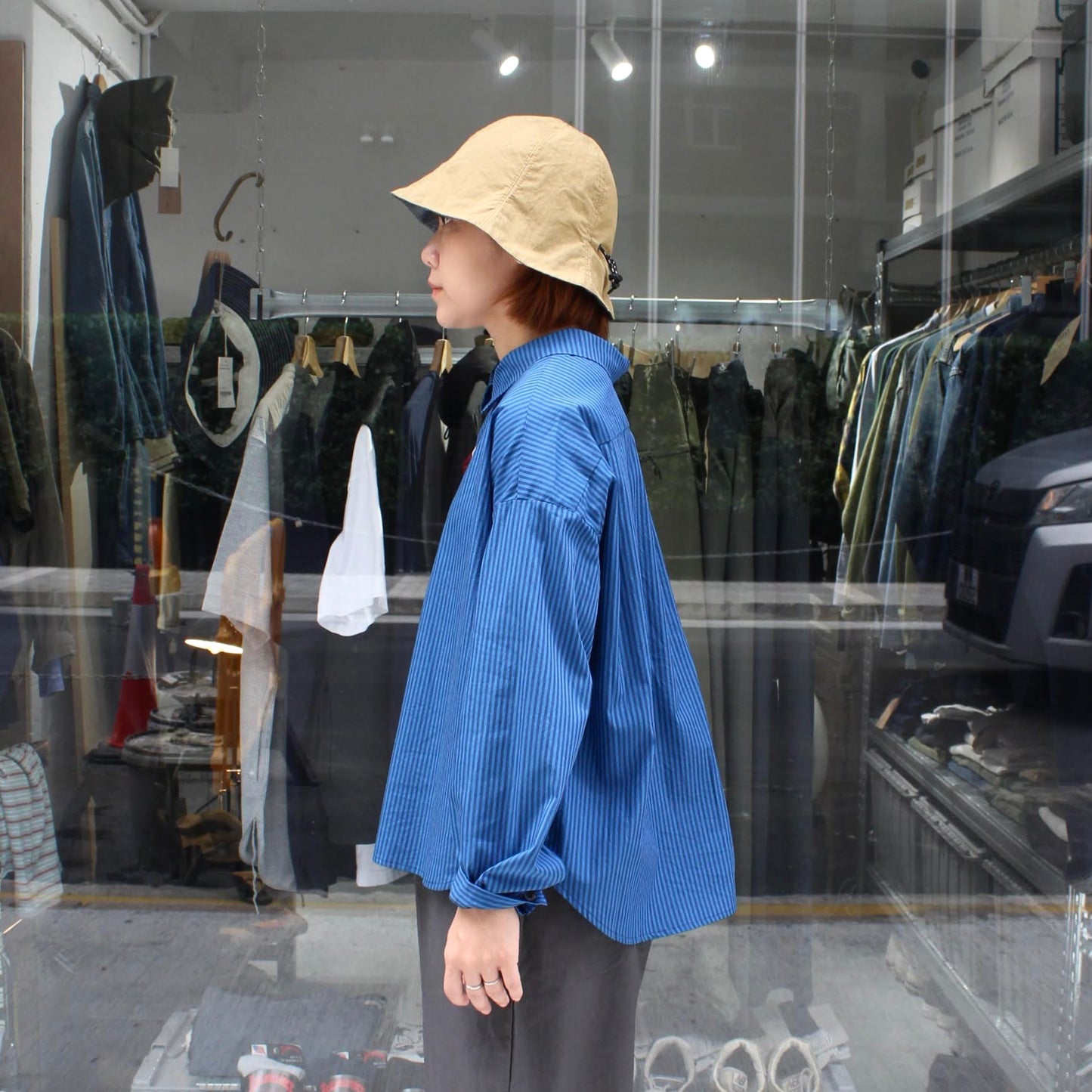 ORDINARY FITS -
BARBER BLOUSE