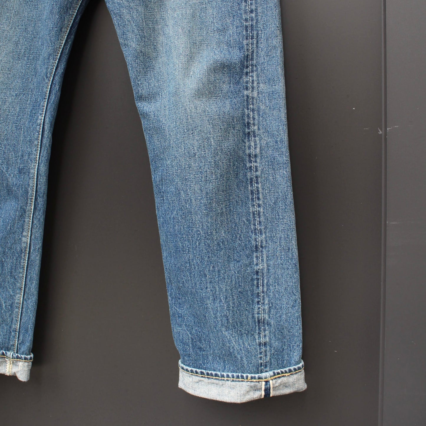 OrSlow -
105 STANDARD FIT 13.7OZ DENIM SHORT LENGTH(短身版)
(2 YEARS WASH)