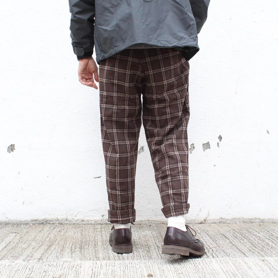 GRAMICCI - WOOL BLEND TUCK TAPERED PANTS