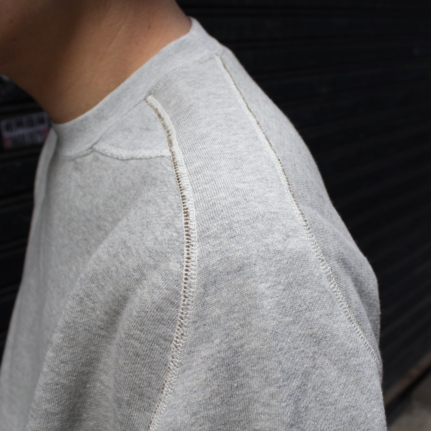 RIDING HIGH -
AZUMA FLEECE CREW SWEAT