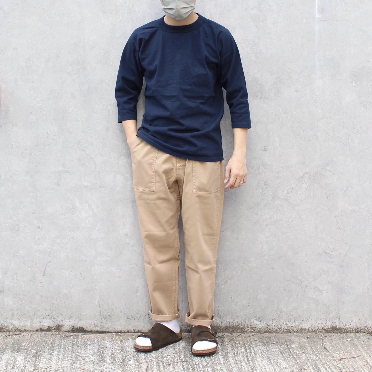 国内配送料無料 新品 GRAMICCI GABARDINE TUCK TAPERED PANTS | www