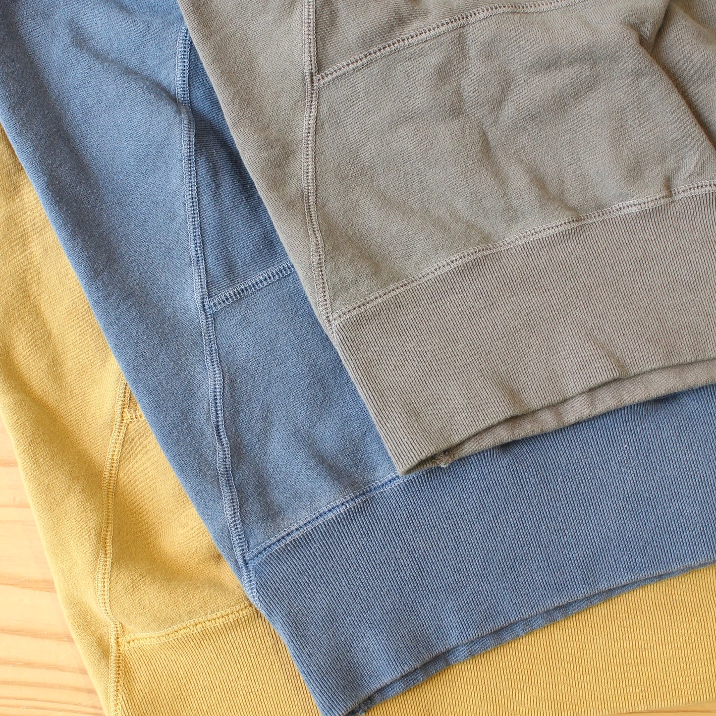 REMILLA -
DELTA SWEAT