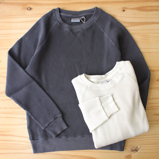 GRAMICCI - 
WAFFLE CREW SWEAT