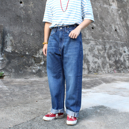 ORDINARY FITS -
12OZ TYPE WIDE DENIM
(USED WASH)
