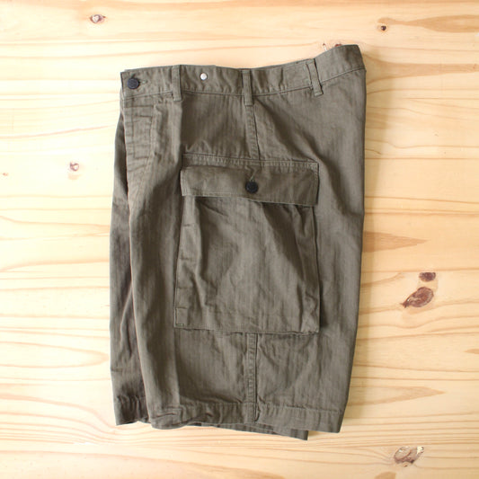 Or Slow - 
U.S ARMY POCKET CARGO SHORTS