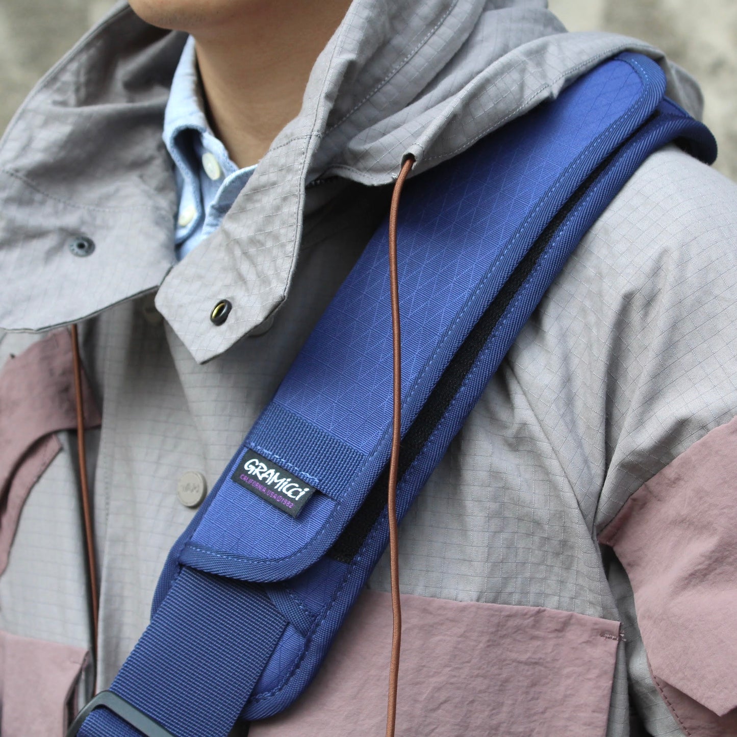 GRAMICCI -
CORDURA MESSENGER BAG