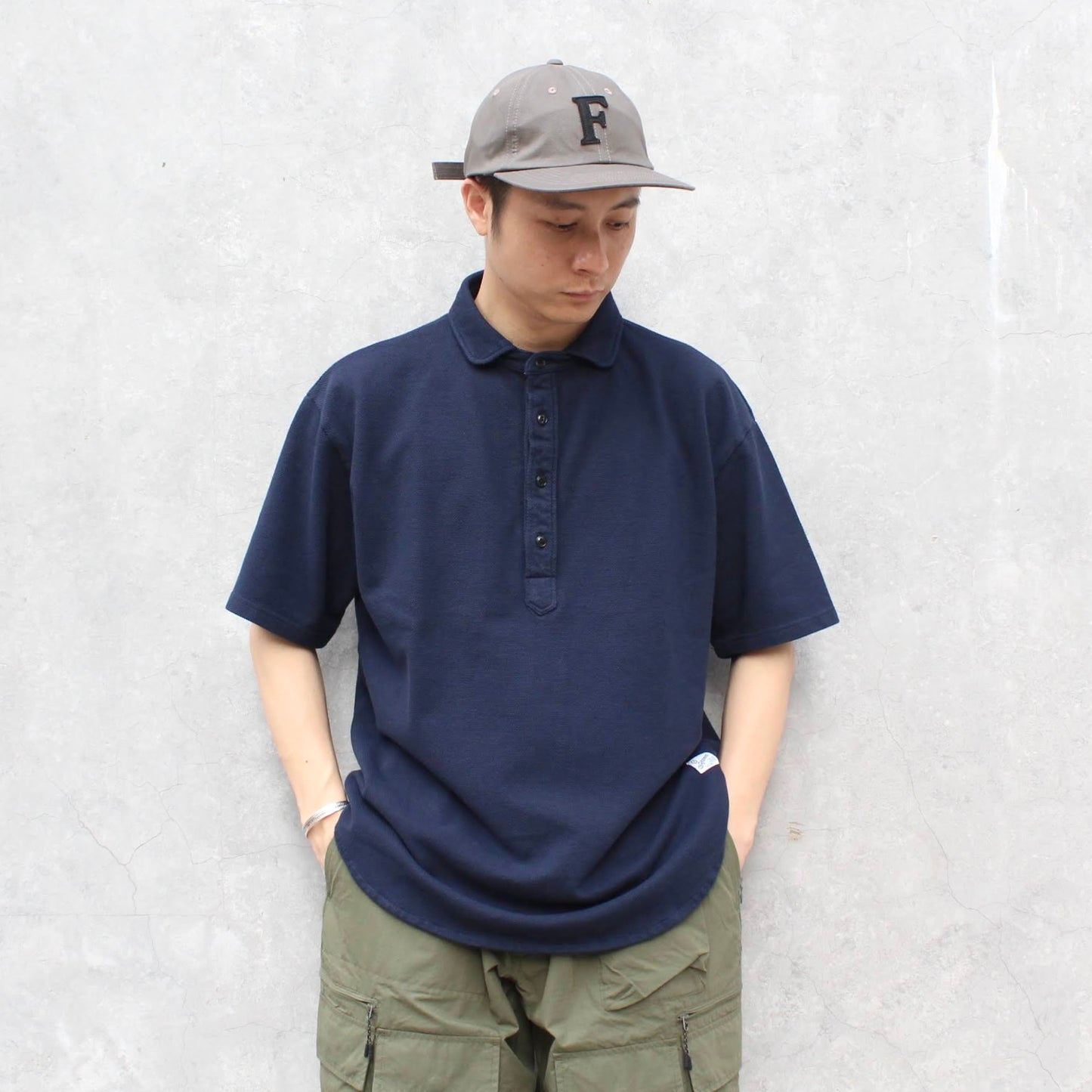 Kepani -
PIQUE ROUND CUT POLO