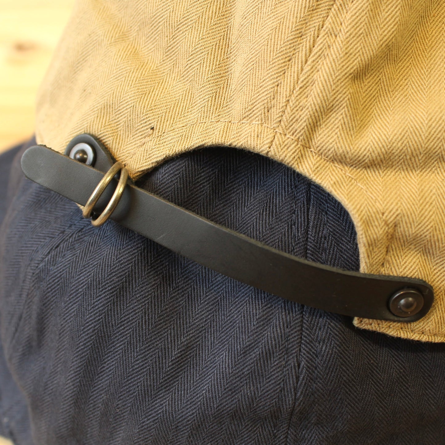 HIGHER -
VINTAGE HERRINGBONE(人字紋) CAP