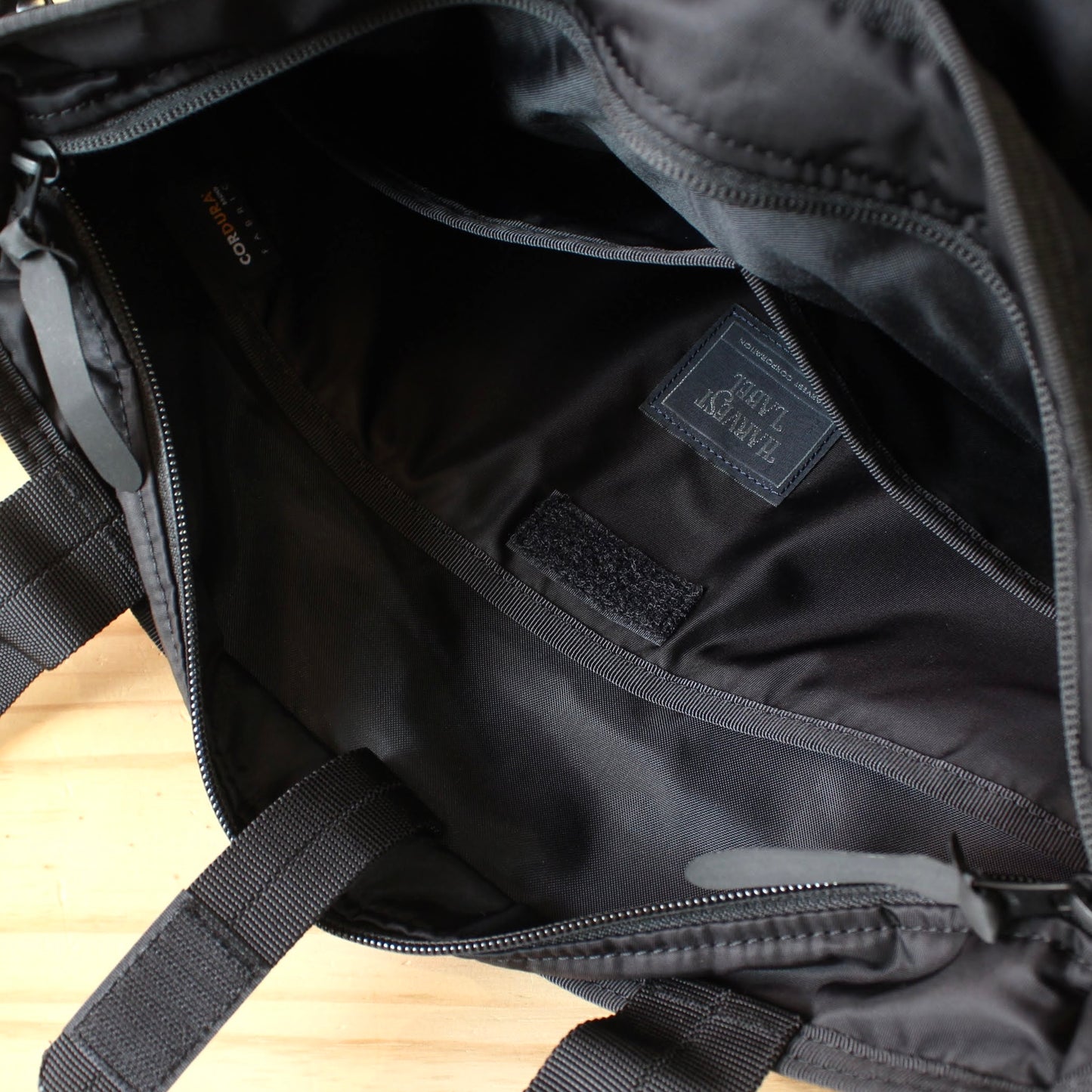 HARVEST LABEL -
WINGMAN SHOULDER TOTE BAG