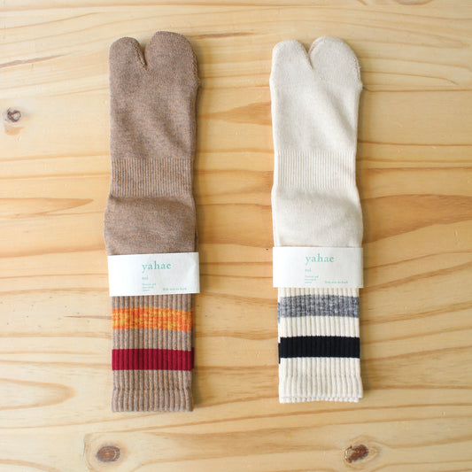 yahae - 
ORGANIC COTTON YAK PILE SOLES TABI SOCKS