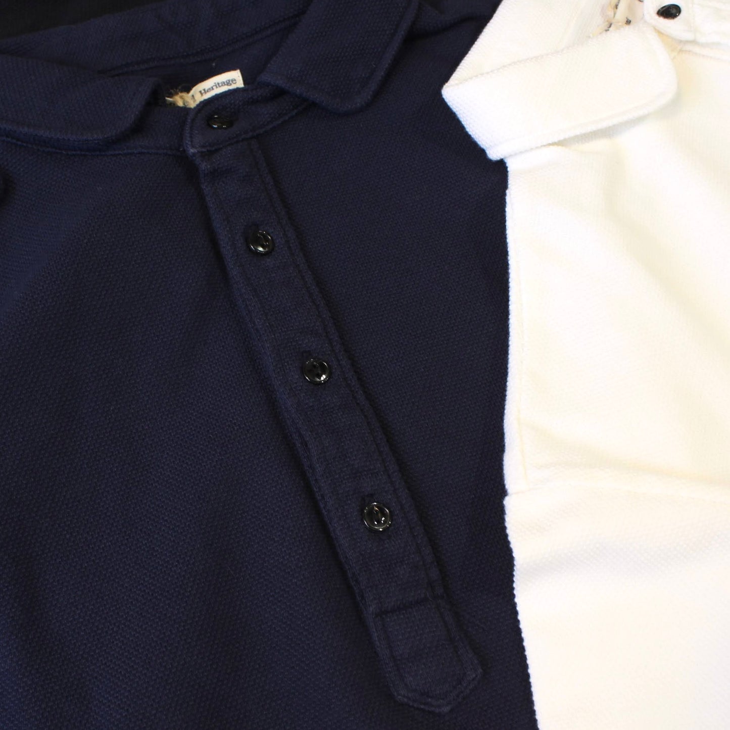 Kepani -
PIQUE ROUND CUT POLO