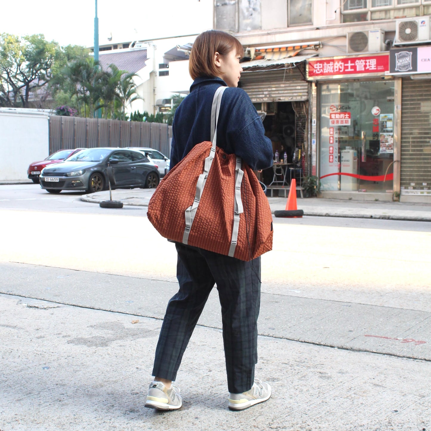 GRAMICCI -
PLAID CLIMBING TOTE