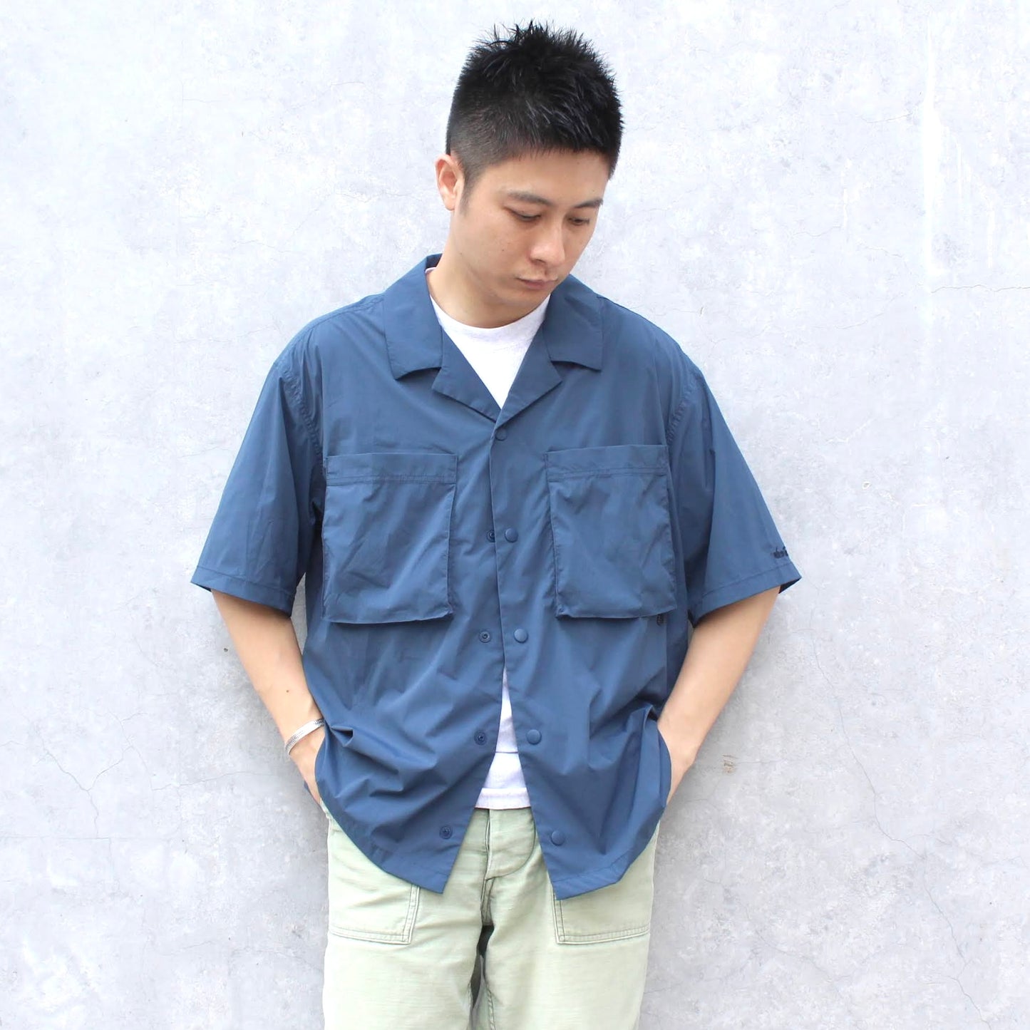 WILD THINGS JAPAN -
OPEN COLLAR POCKET CAMP S/S SHIRT