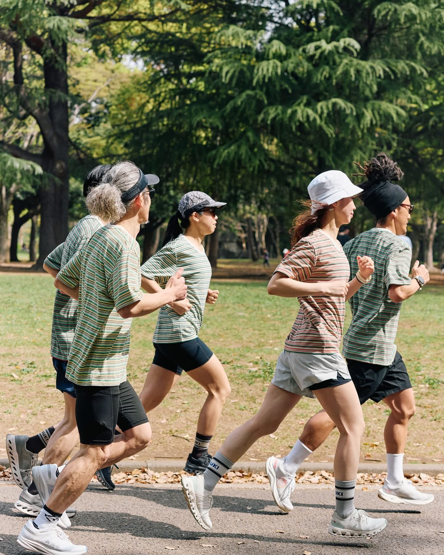 BRING -
DRYCOTTONY MULTI STRIPES TEE