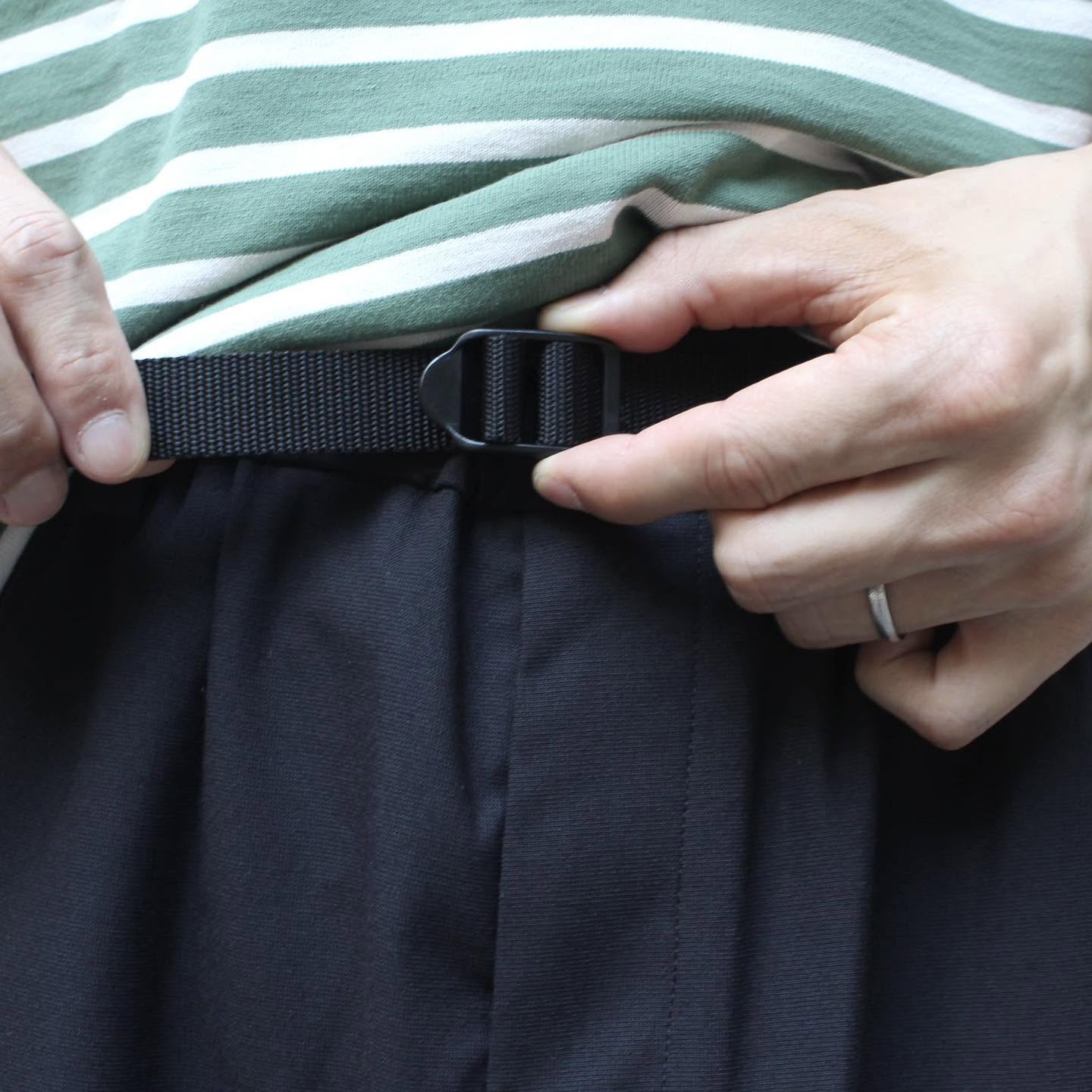 FANTASTICDAY  - PARK KNEE TUCK PANTS