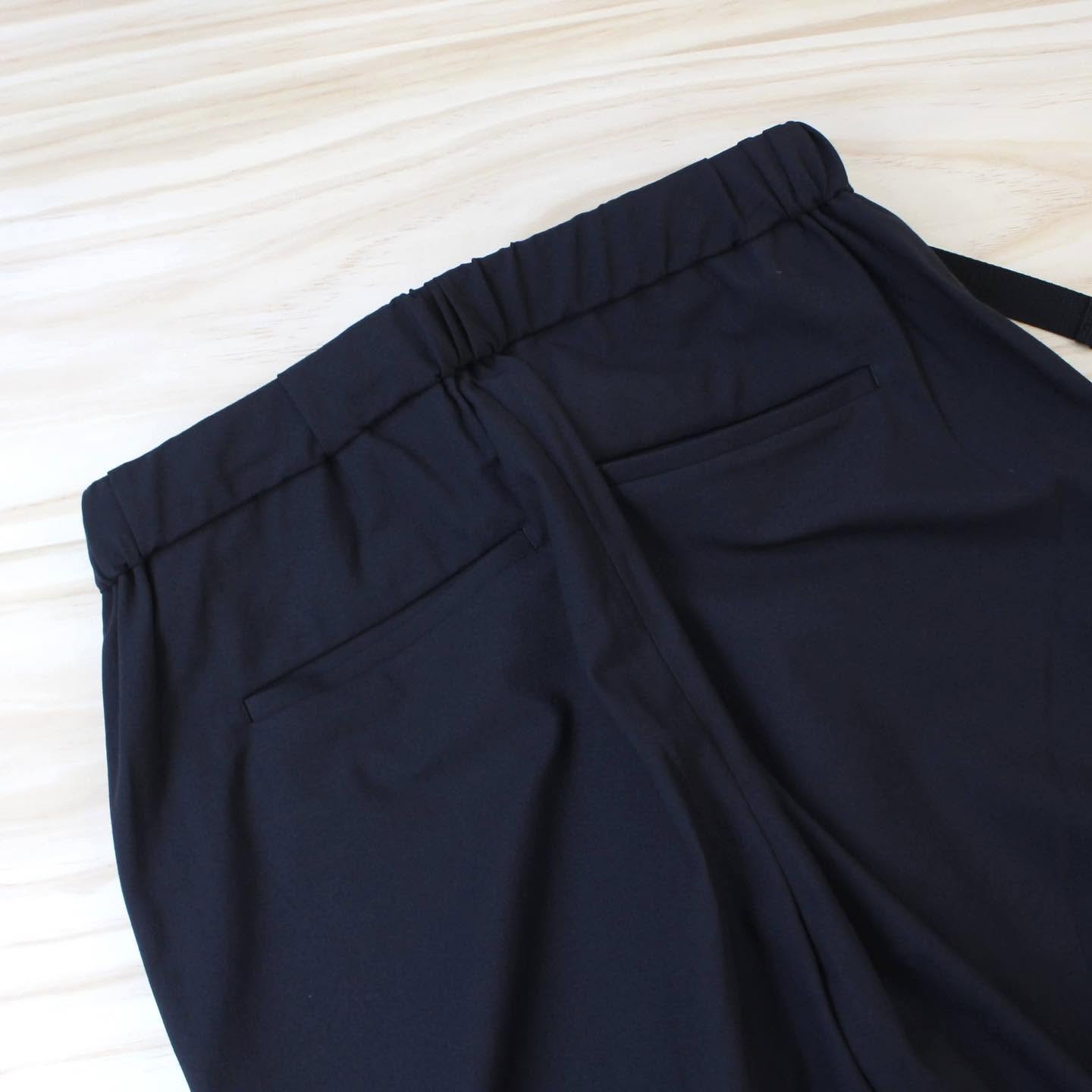 FANTASTICDAY  - PARK KNEE TUCK PANTS