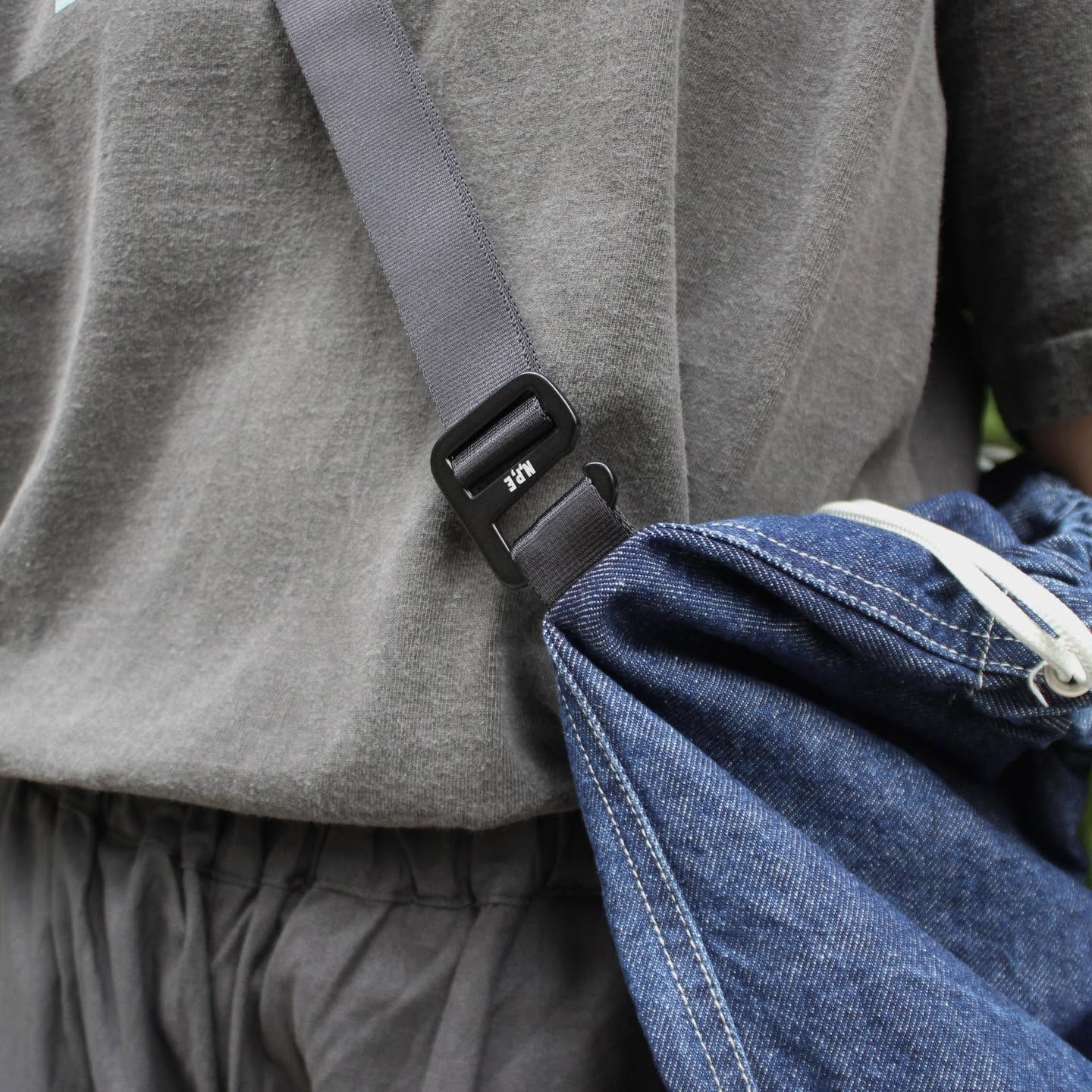 NAPRON - DENIM BAG (REPRODUCTION USED DENIM)