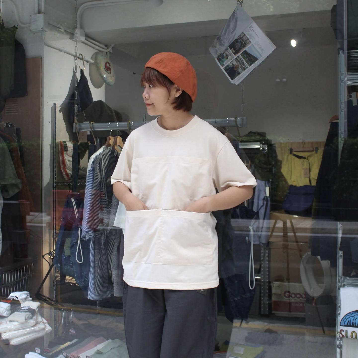 NAPRON - BIG POCKET TEE