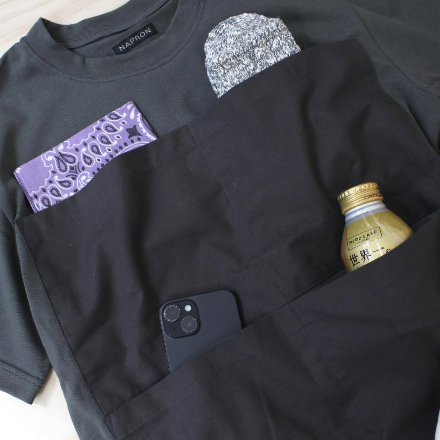 NAPRON - BIG POCKET TEE