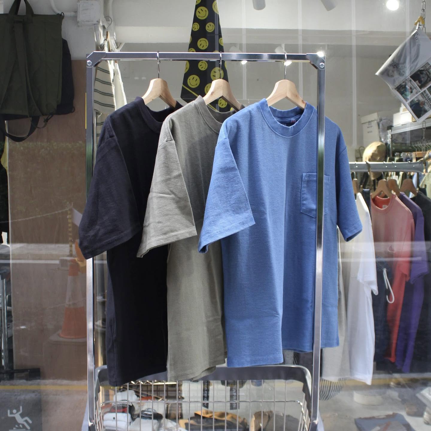 WALLA WALLA SPORT -
U.S. MADE HERRINBONE POCKET TEE