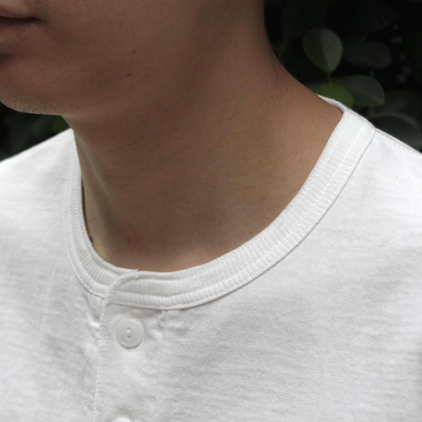 FELCO - S/S HENLEY NECK POCKET TEE