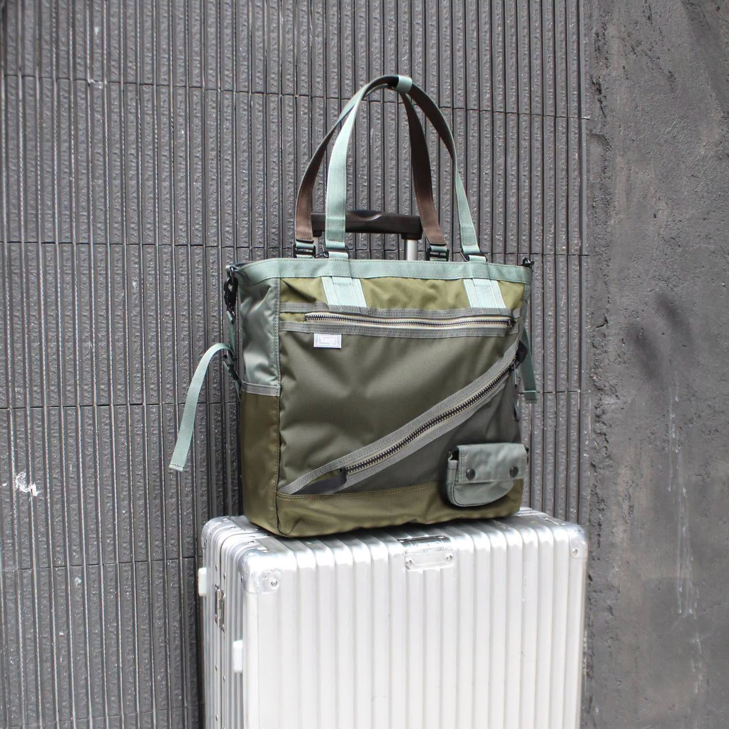 HARVEST LABEL - RELOAD TOTE BAG