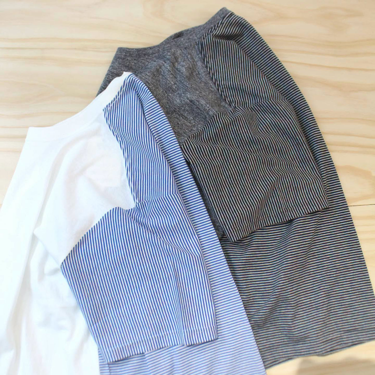 RIDING HIGH TOKYO - PANEL BORDER S/S TEE