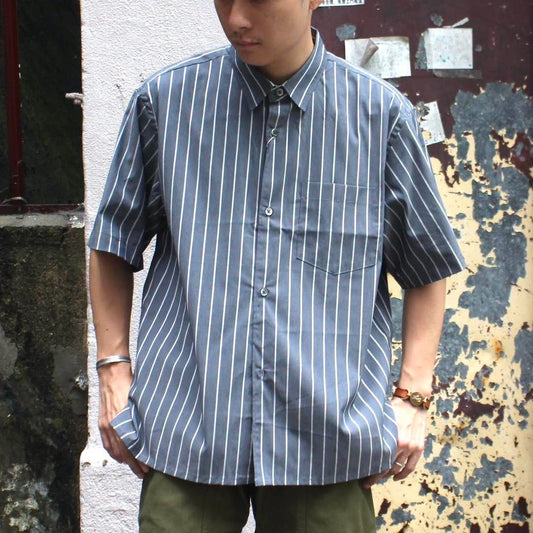 MANUAL ALPHABET - STRIPE WIDE SQUARE SHIRTS