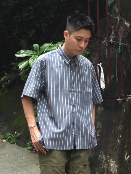 MANUAL ALPHABET - STRIPE WIDE SQUARE SHIRTS