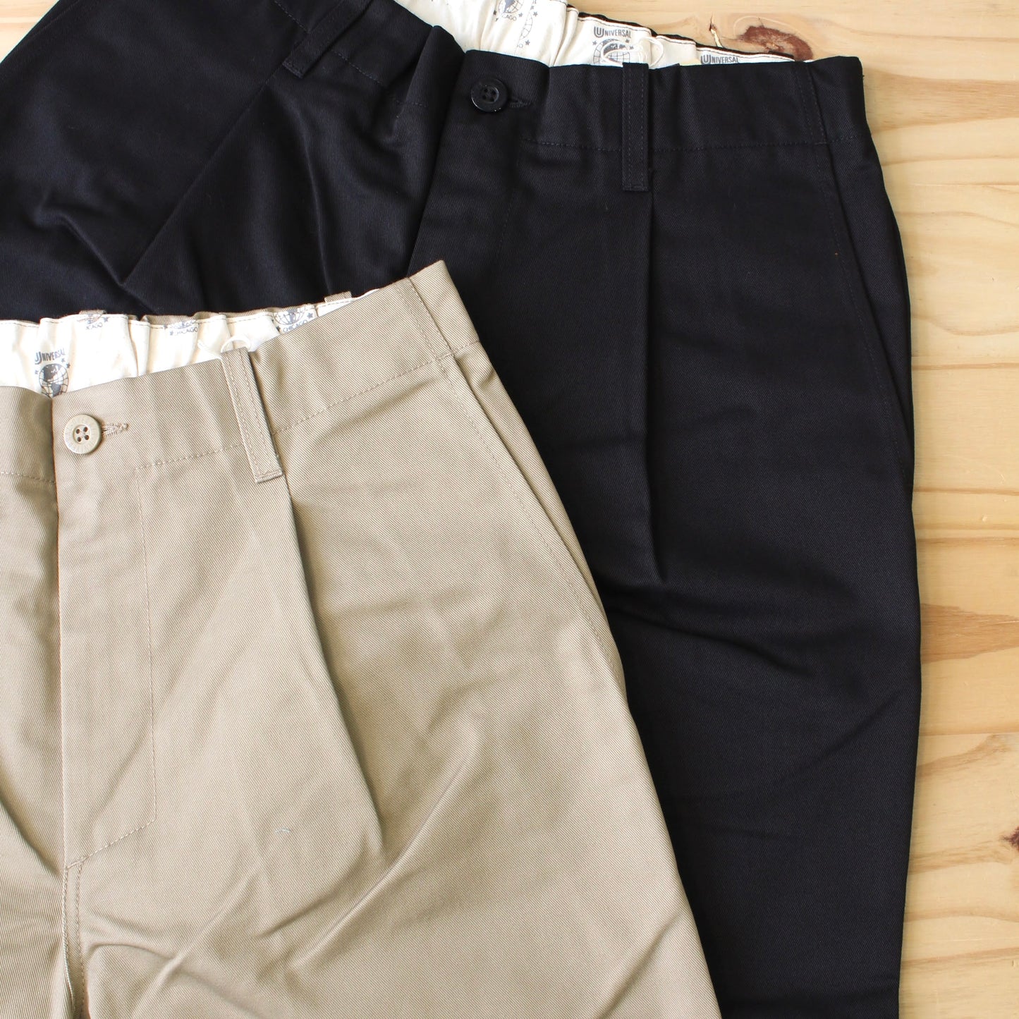 UNIVERSAL OVERALL 日版-CLASSIC COLLECTION TUCK TAPERED PANTS