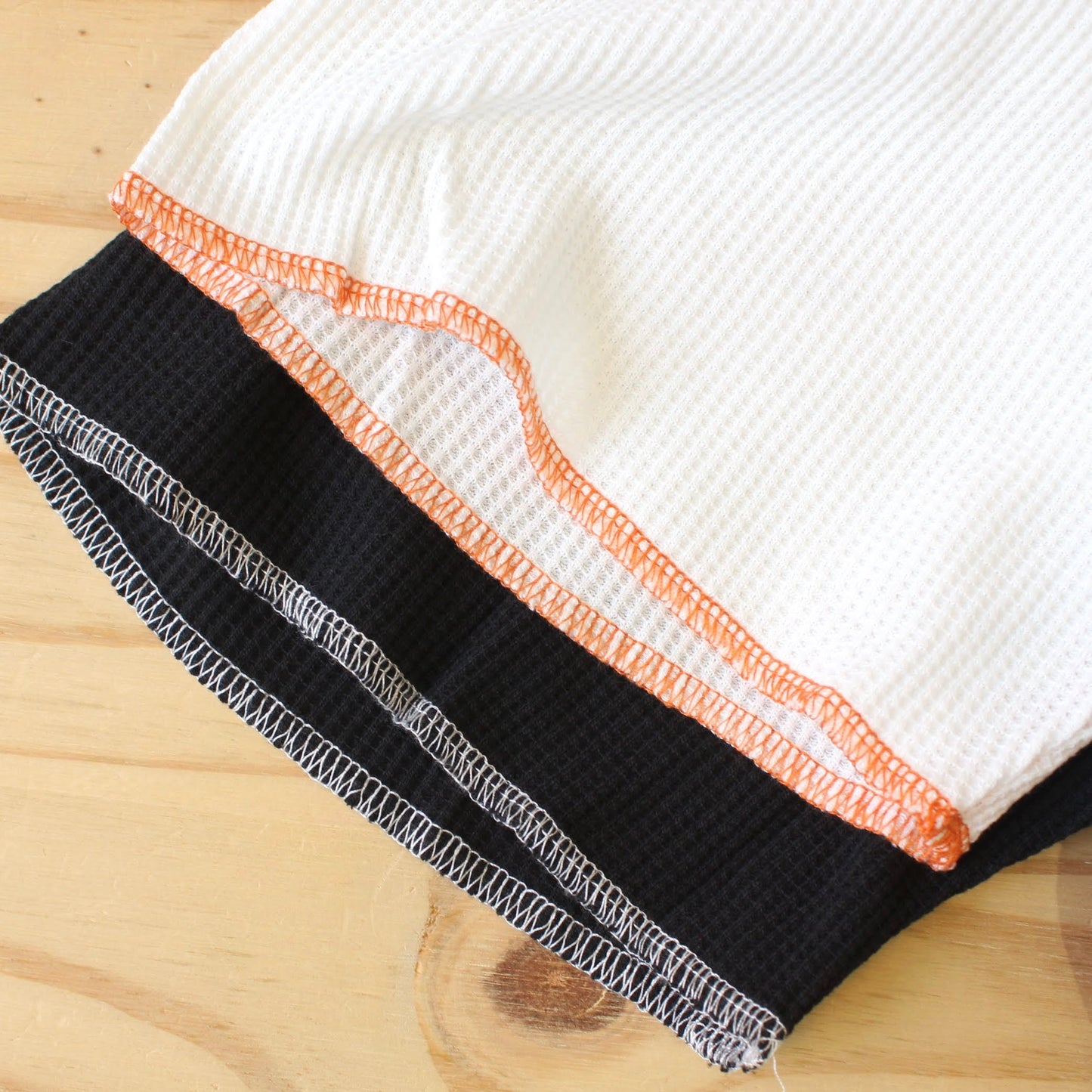 UNIVERSAL OVERALL -
HEAVYWEIGHT THERMAL LOOSE FIT TEE